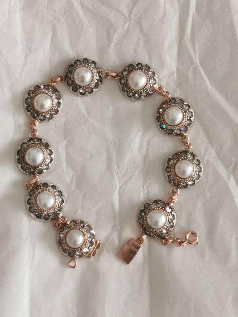 Bracciale "Toppe" bombate con perle